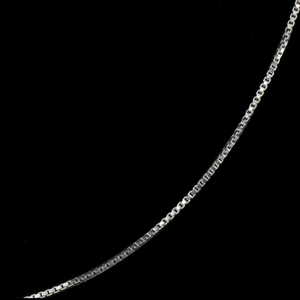 Sterling Silver - ITALY 1mm Box Chain 16" Necklace - 2g - Picture 3 of 5